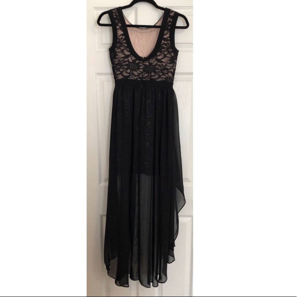 Morgan & Co. Black Lace Chiffon-Overlay Dress - Picture 7 of 8